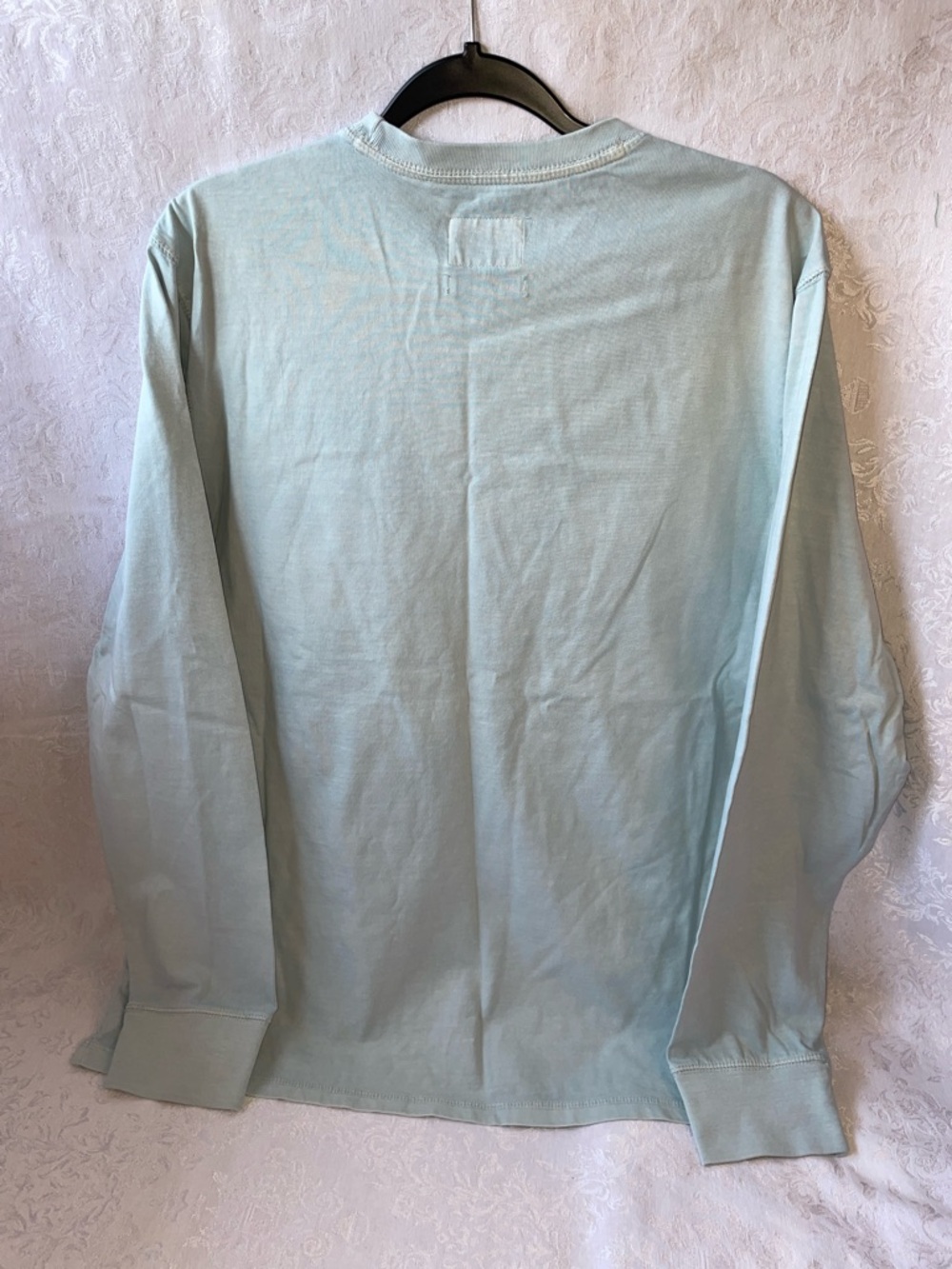 NWT Goodfellow & Co Men's Long-Sleeve Pocket Tee - Pale Mint.  Size Large - Picture 2 of 5